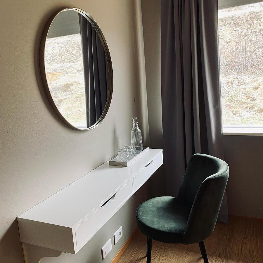 Guesthouse Stekkabol Patreksfjordur Екстериор снимка