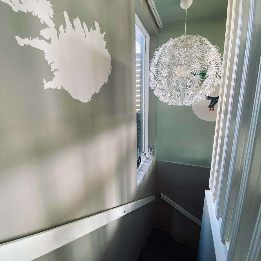 Guesthouse Stekkabol Patreksfjordur Екстериор снимка