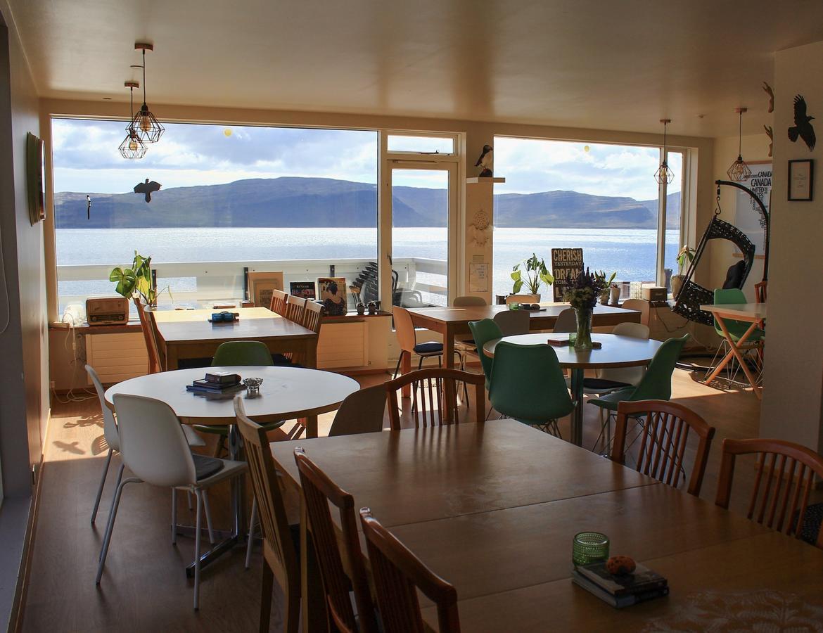 Guesthouse Stekkabol Patreksfjordur Екстериор снимка
