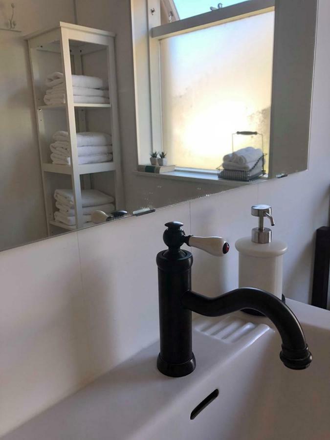 Guesthouse Stekkabol Patreksfjordur Екстериор снимка
